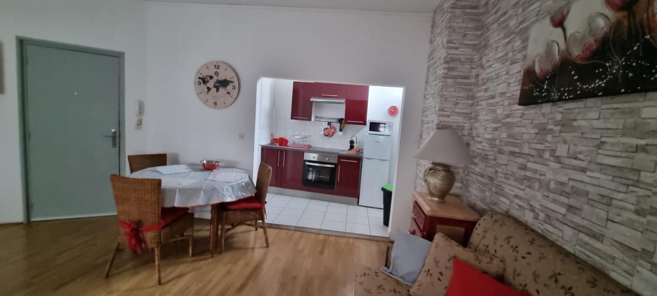 Appartement Meuble Romain Нідербронн-ле-Бен Екстер'єр фото